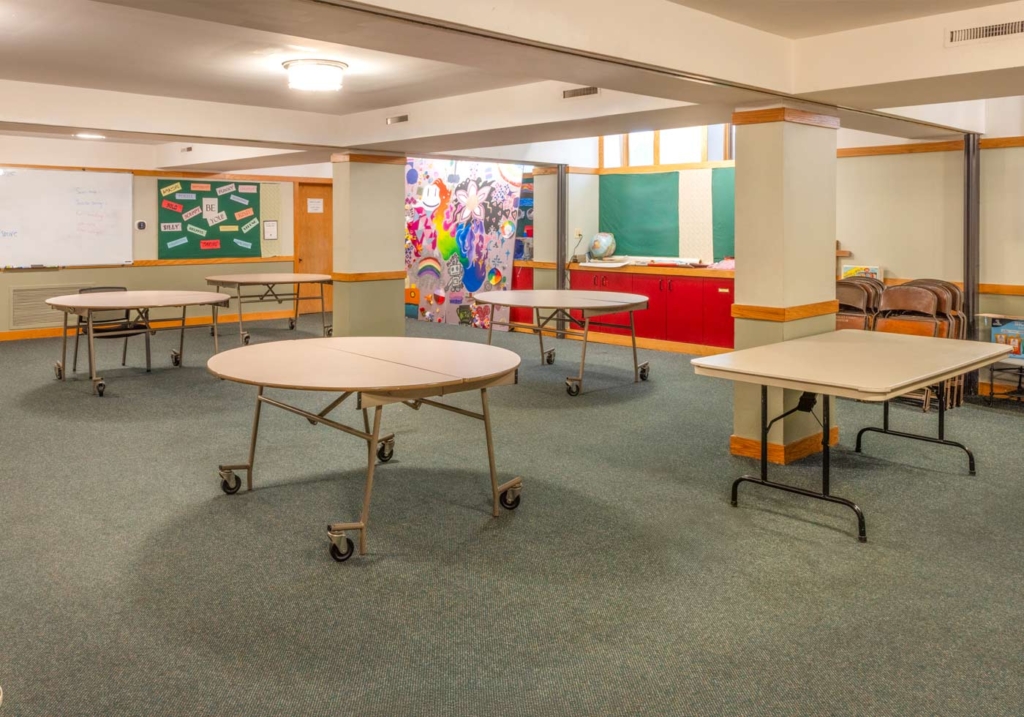 Interior image of the clark room classrooms within first Congregational church of Naperville.